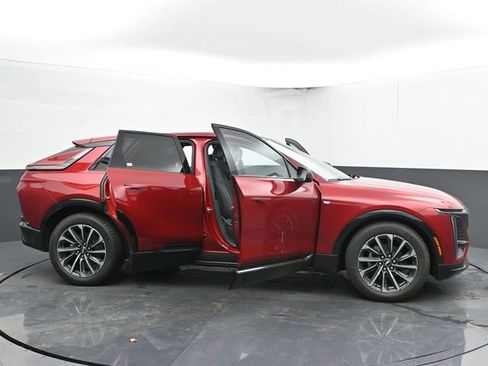 New 2025 Cadillac Lyriq Sport image 55