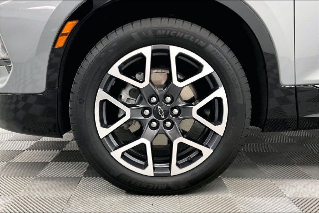 Used 2024 Chevrolet Blazer RS w/ LPO, Floor Liner Package FWD image 10