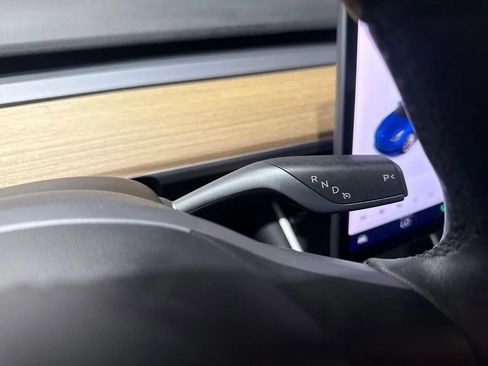 Used 2019 Tesla Model 3 Long Range AWD/4WD image 21