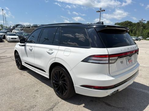 Used 2025 Lincoln Aviator Reserve w/ Luxury Package AWD/4WD image 5