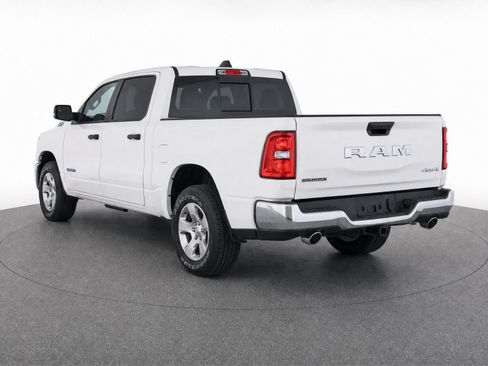 Used 2025 RAM 1500 Big Horn AWD/4WD image 3