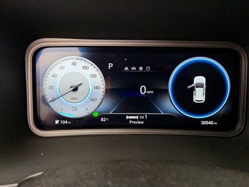 Used 2023 Hyundai Kona SE w/ Cargo Package FWD image 34