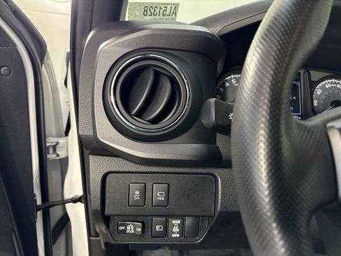 Used 2023 Toyota Tacoma TRD Off-Road w/ TRD Premium Off Road Package image 15