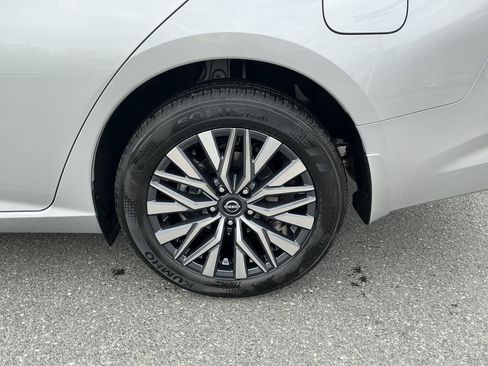 New 2026 Nissan Altima 2.5 SV AWD/4WD image 13