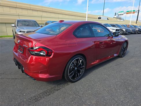 Used 2025 BMW M240i Coupe image 3