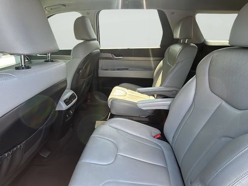 Used 2021 Hyundai Palisade SEL w/ Premium Package FWD image 16