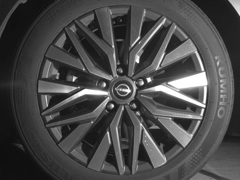 Used 2025 Nissan Altima 2.5 SV image 12