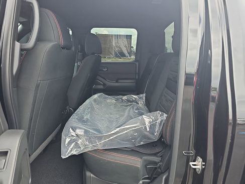 Used 2023 Nissan Frontier PRO-4X w/ Pro Convenience Package AWD/4WD image 19
