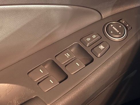 Used 2011 Hyundai Sonata SE image 31