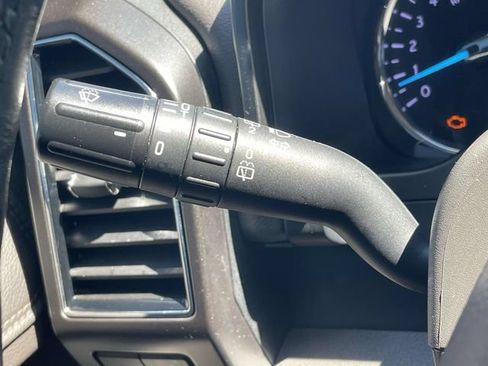 Used 2018 Ford Expedition Limited w/ Equipment Group 302A RWD image 25