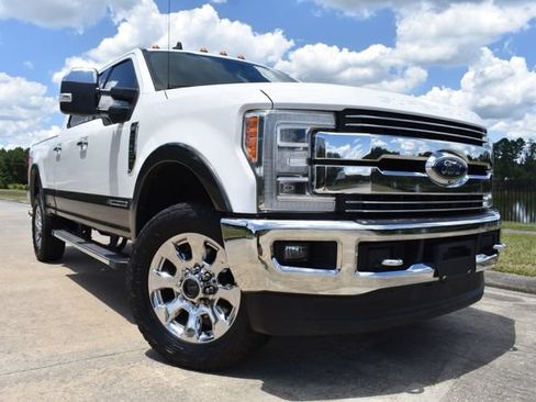 Used 2019 Ford F250 Lariat w/ Lariat Ultimate Package AWD/4WD image 1