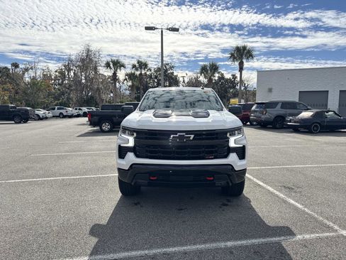 Used 2025 Chevrolet Silverado 1500 LT Trail Boss w/ Convenience Package II image 8