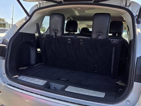 Used 2015 INFINITI QX60 FWD w/ Premium Plus Package image 40