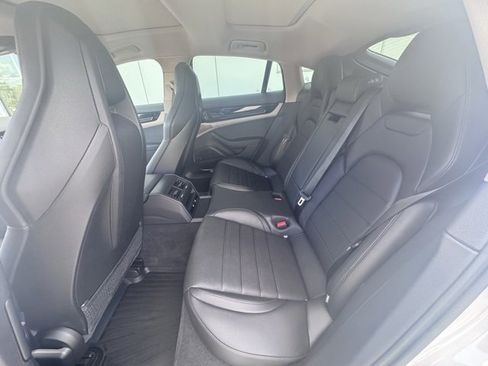 Used 2024 Porsche Panamera 4 image 11