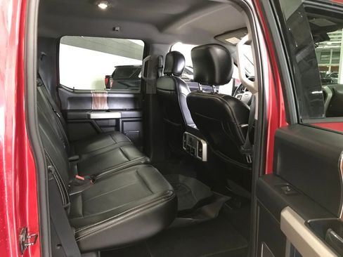Used 2018 Ford F150 Lariat w/ Equipment Group 502A Luxury image 11