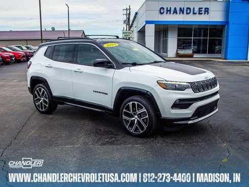 Used 2024 Jeep Compass Limited w/ Elite Group AWD/4WD image 1