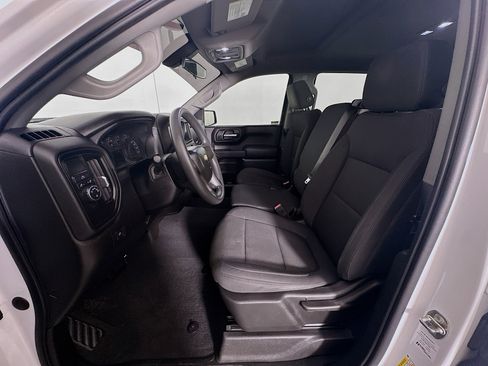 Used 2020 Chevrolet Silverado 1500 Custom w/ Custom Value Package image 13