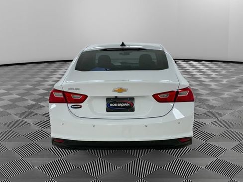 Certified 2022 Chevrolet Malibu LS w/ Driver Confidence Package II FWD image 4