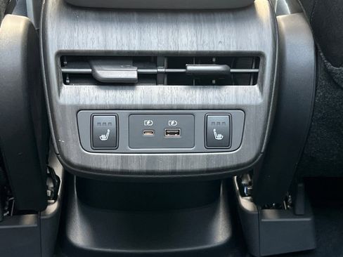 Certified 2023 Nissan Ariya image 14