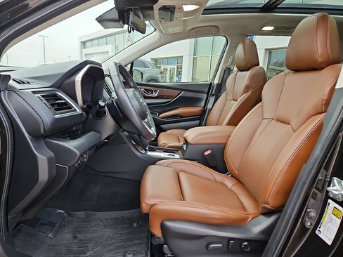 Used 2023 Subaru Ascent Touring image 11