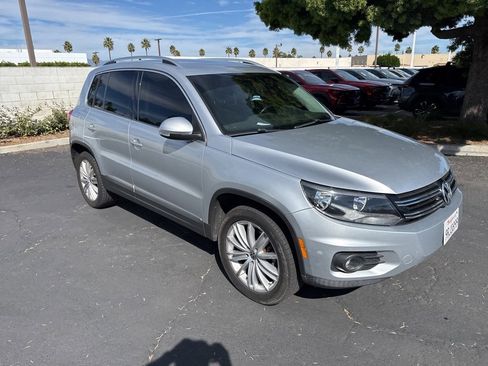 Used 2012 Volkswagen Tiguan SE image 31