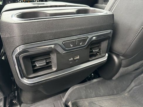 Certified 2022 Chevrolet Silverado 1500 High Country w/ Technology Package image 7