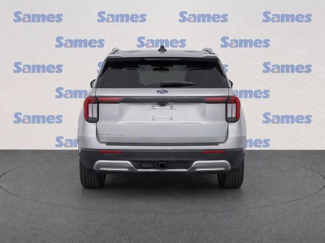 Certified 2025 Ford Explorer Platinum RWD image 6