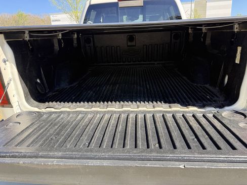 Used 2015 Chevrolet Silverado 1500 LTZ Z71 w/ Driver Alert Package image 8