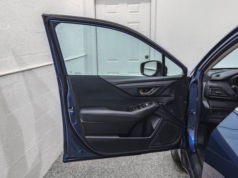 Used 2020 Subaru Outback Premium image 12