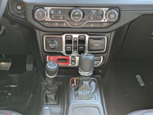 New 2026 Jeep Wrangler Unlimited Rubicon image 17