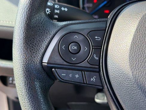 Certified 2025 Toyota RAV4 LE AWD/4WD image 21