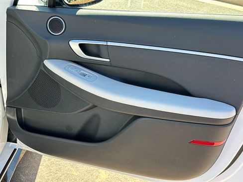 New 2026 Hyundai Sonata SEL FWD image 15