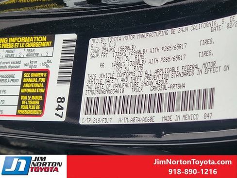 Used 2022 Toyota Tacoma TRD Sport w/ Technology Package RWD image 33