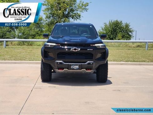 Used 2025 Chevrolet Colorado ZR2 w/ Technology Package AWD/4WD image 5
