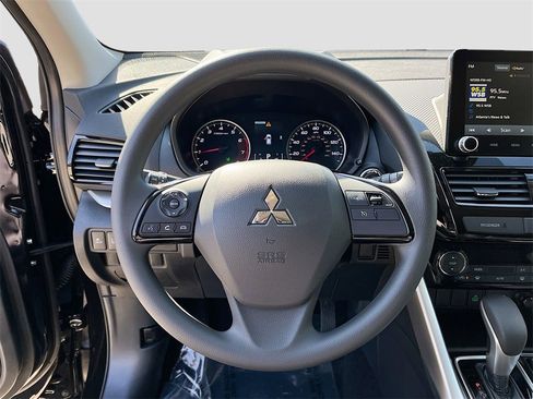New 2026 Mitsubishi Eclipse Cross LE image 11