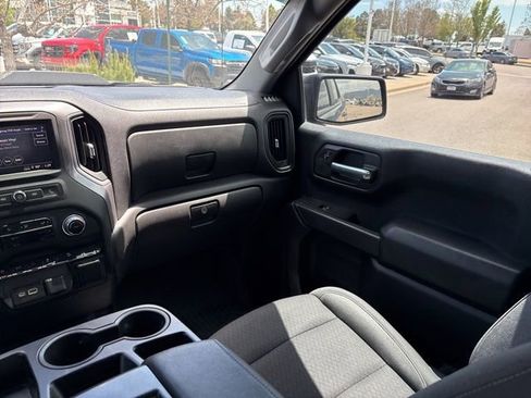 Used 2024 Chevrolet Silverado 1500 Custom Trail Boss w/ LPO, Dark Essentials Package AWD/4WD image 23