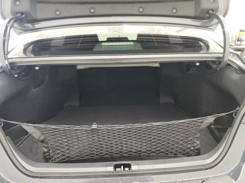 Used 2025 Toyota Camry SE image 31