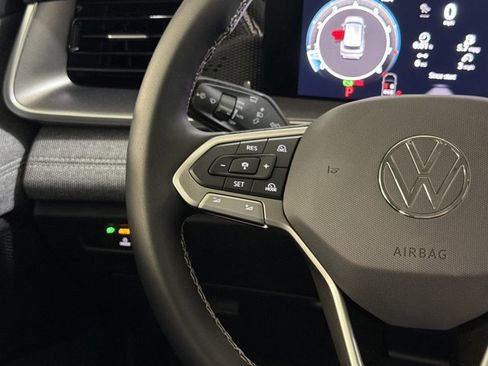 New 2026 Volkswagen Tiguan S FWD image 29