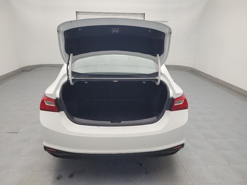 Used 2023 Chevrolet Malibu LT image 29