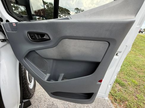 Used 2019 Ford Transit 350 148 Medium Roof RWD image 36