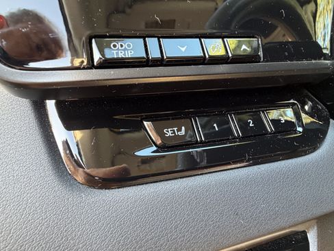 Used 2023 Lexus RX 350 w/ Cold Area Package AWD/4WD image 15
