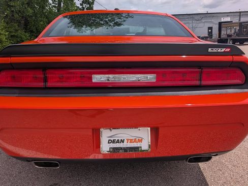 Used 2008 Dodge Challenger SRT8 RWD image 5