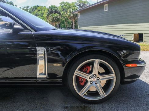 Used 2006 Jaguar XJ Vanden Plas Super V8 Portfolio image 9