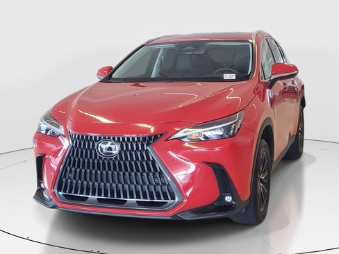 Used 2024 Lexus NX 250 FWD image 4