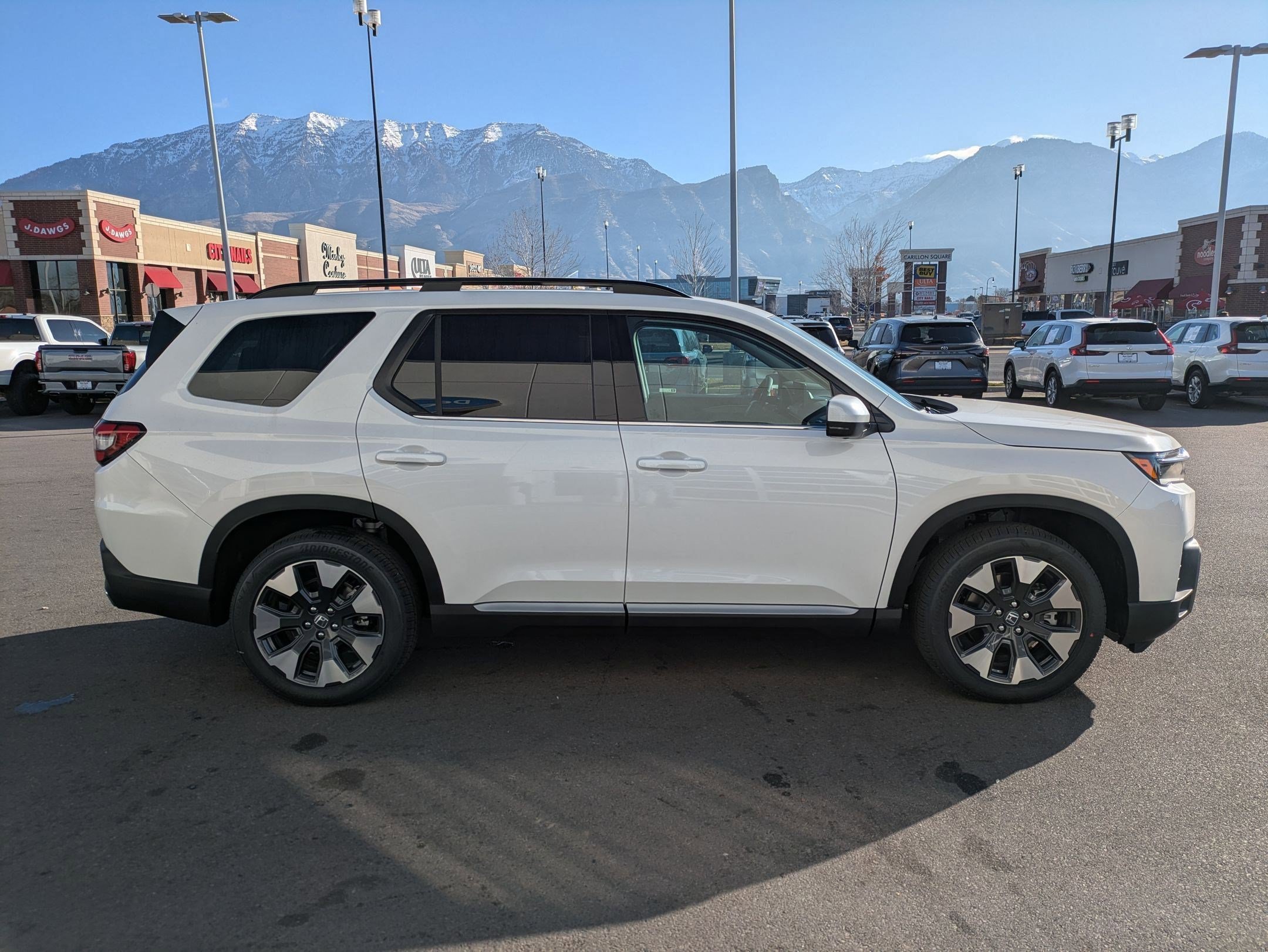 New 2026 Honda Pilot Elite image 2
