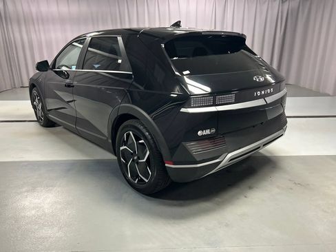 Used 2024 Hyundai Ioniq 5 SEL AWD/4WD image 5