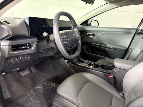 New 2026 Kia K4 EX FWD image 21