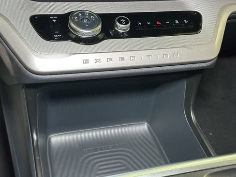 New 2027 Ford Expedition Active AWD/4WD image 32