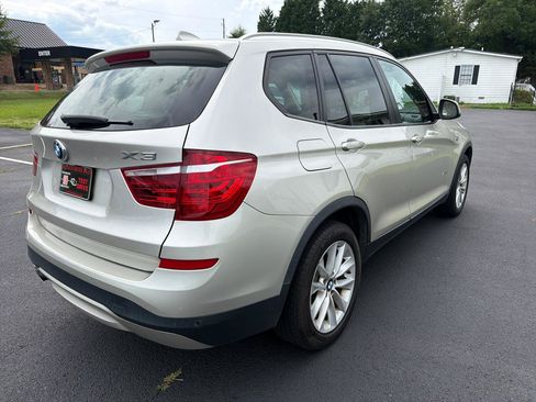 Used 2017 BMW X3 sDrive28i RWD image 5