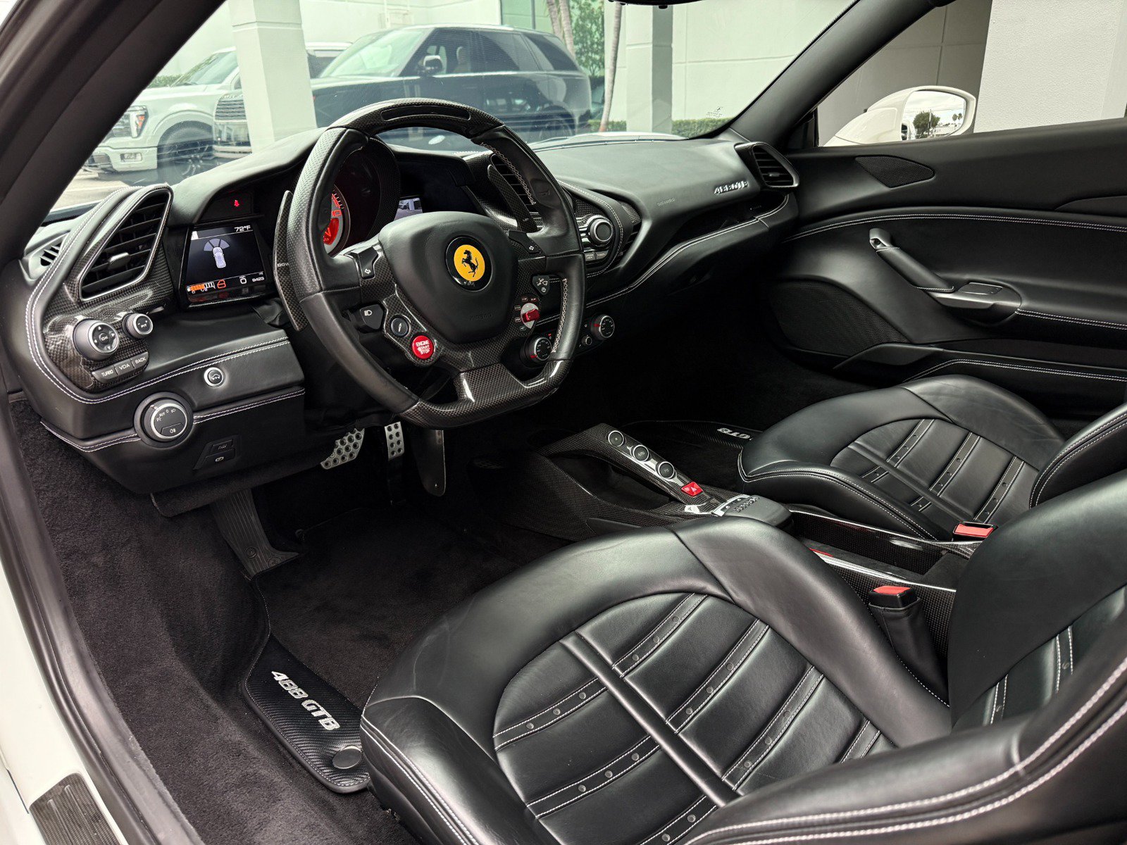 Used 2016 Ferrari 488 GTB RWD image 27
